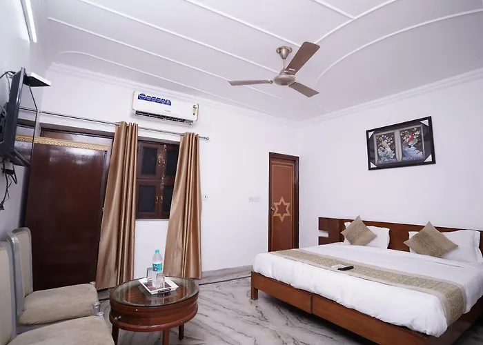 Hotel Lecston Inn - Dwarka Sector 26