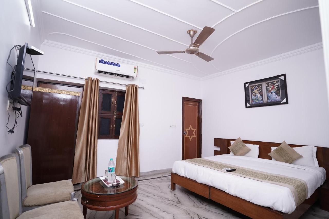 Lecston - Dwarka Sector 26 New Delhi