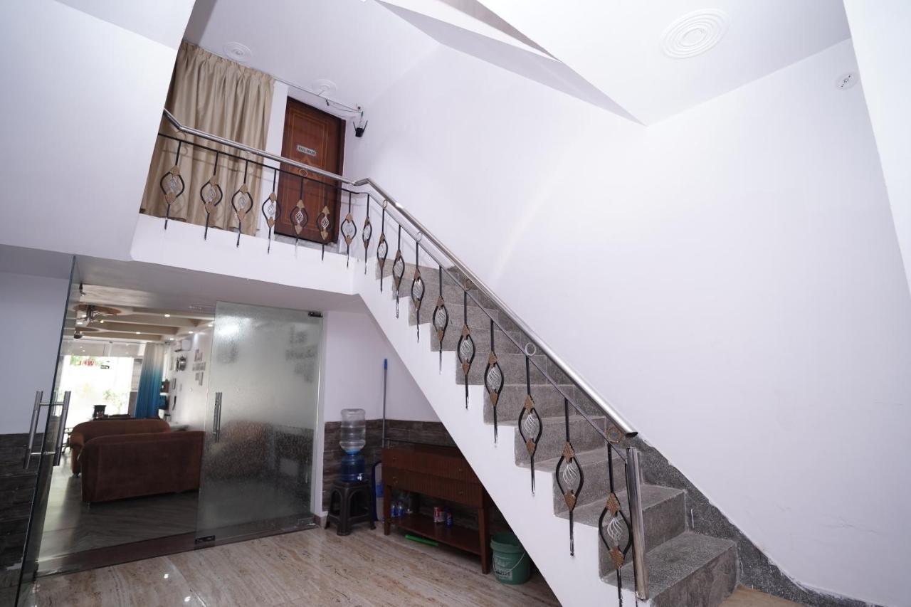 Lecston - Dwarka Sector 26 Hotel New Delhi