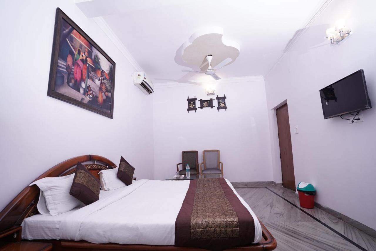 Lecston - Dwarka Sector 26 3* New Delhi