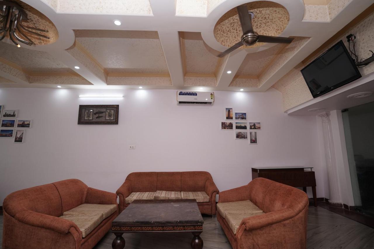 Lecston - Dwarka Sector 26 New Delhi